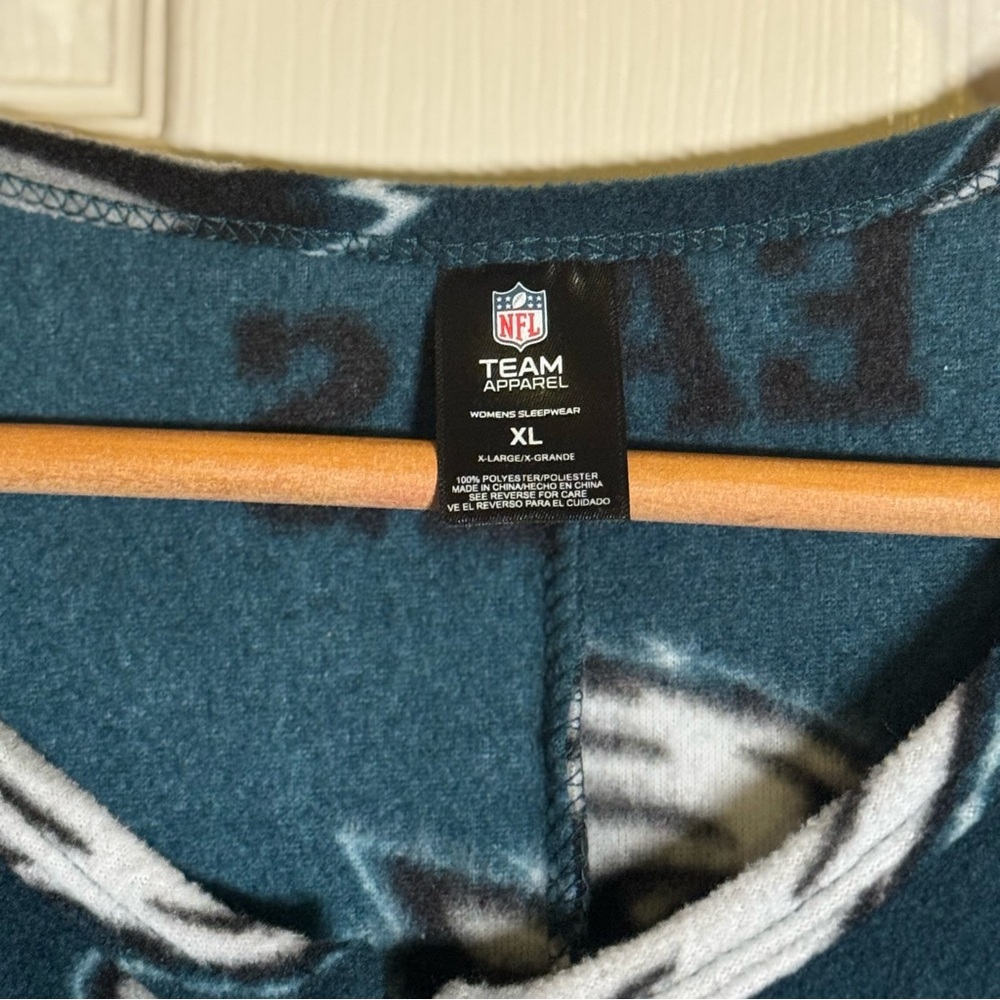 Philadelphia Eagles Ladies Highlight Microfleece Union Suit - Midnight Green - Picture 4 of 8